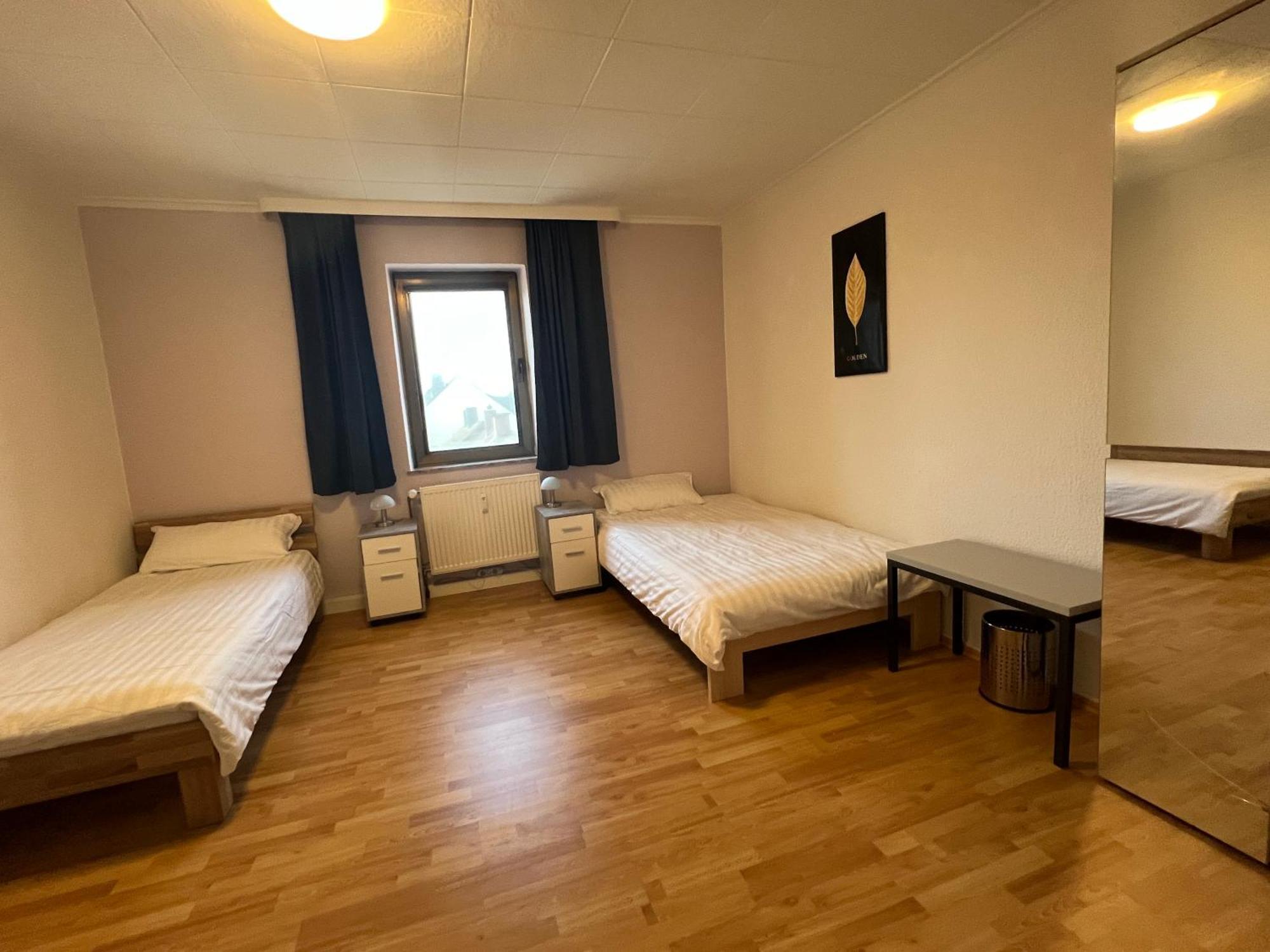 Bequemes Zimmer In Moderner Unterkunft My Pension Duisburg Exterior photo