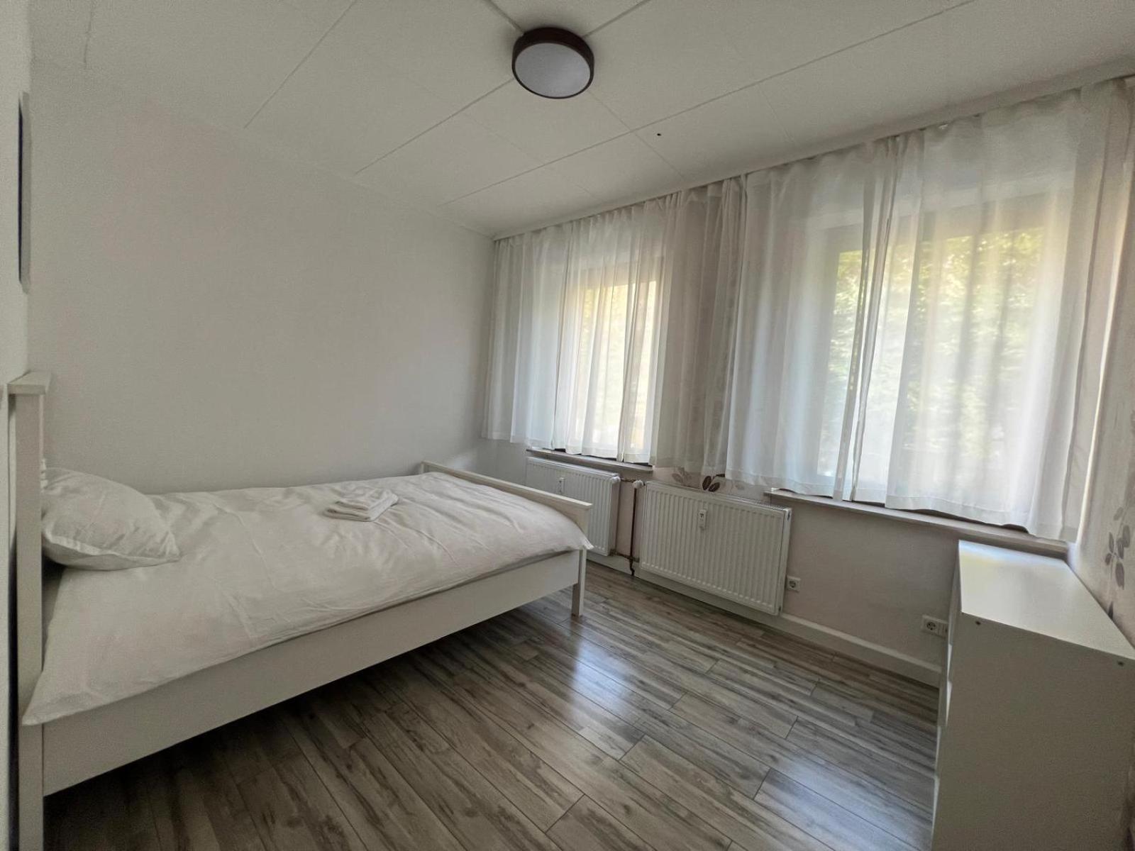 Bequemes Zimmer In Moderner Unterkunft My Pension Duisburg Exterior photo
